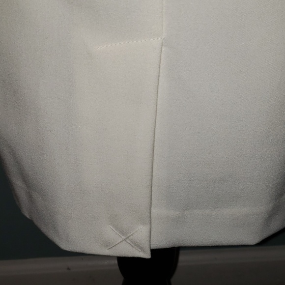 New Calvin Klein Ivory Front Zipper Detail Dress - Picture 6 of 8